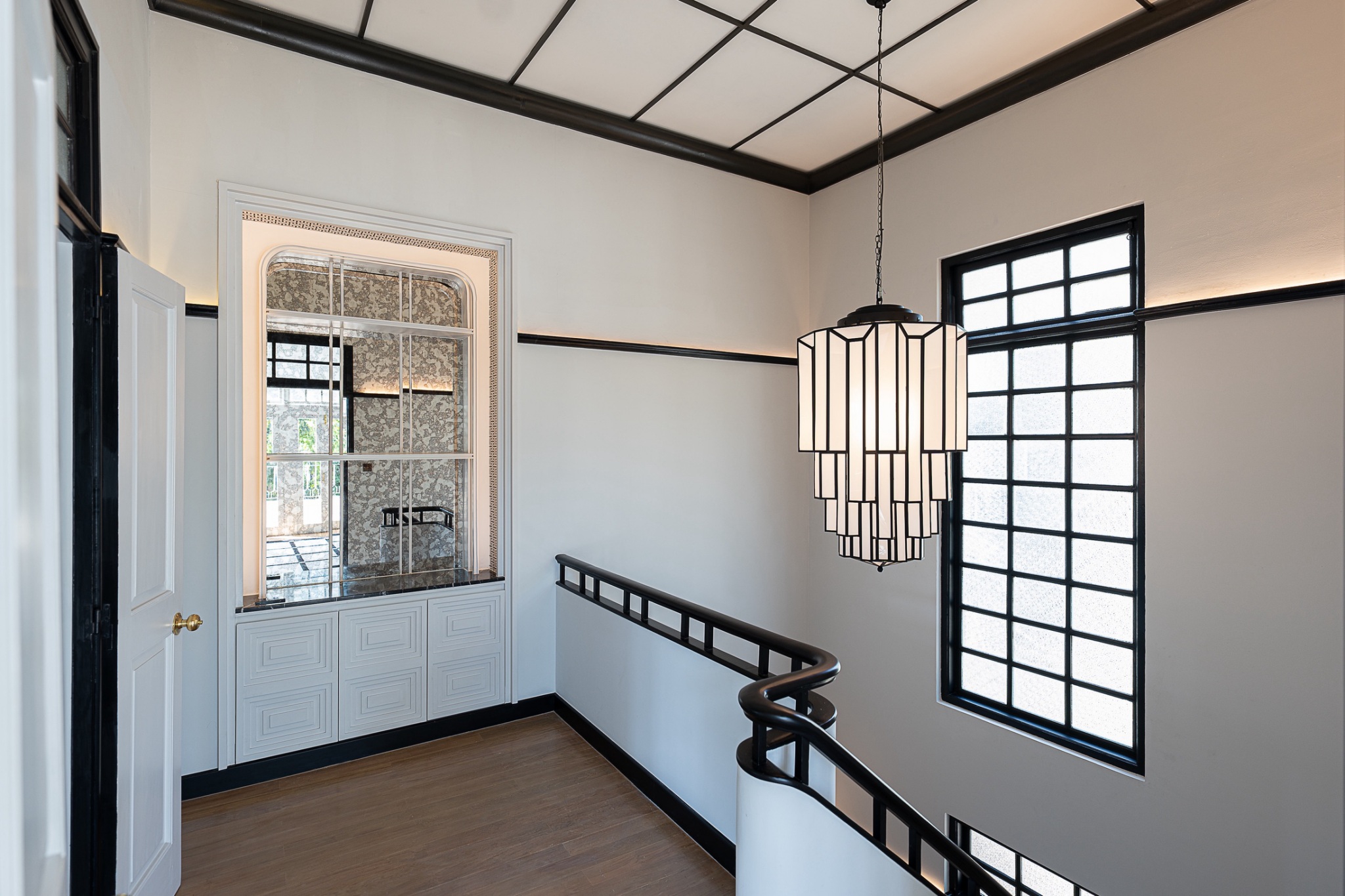 Gallery 8